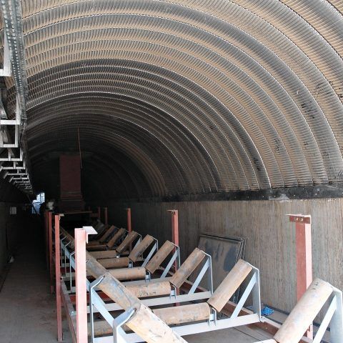 Clinker reclaim tunnel