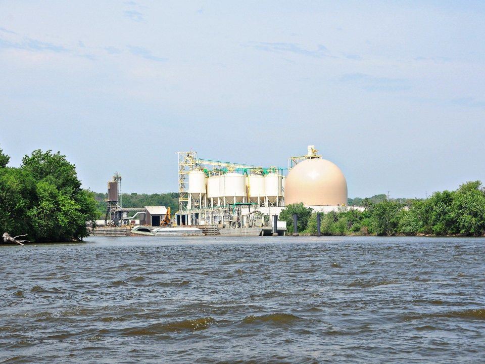 Terminal Fluvial Holcim - Armazenamento a Granel de Cimento